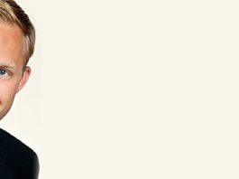 Wearing a chest belt during sports like handball is hardly realistic