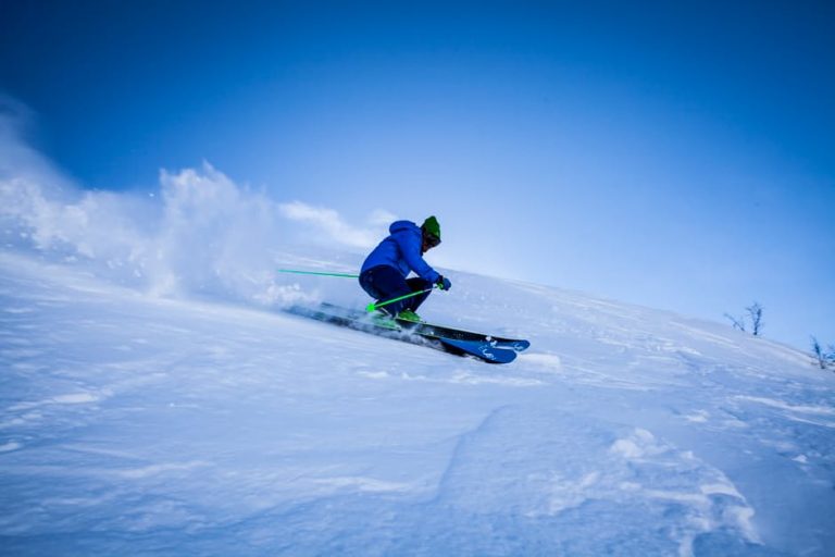 Wearable Sensors to Improve your Skiing Skills