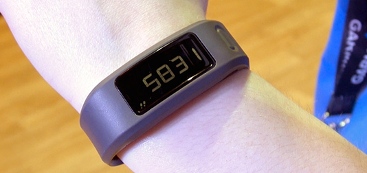 How to Utilize Wearable Tech For A Successful Workplace Wellness Program Workplace wearable technology