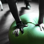 Heart Up Smart Glove: Track Your Cardiovascular Fitness During Workouts Heart up smart glove