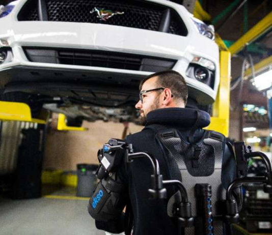 Ford Unveils Exoskeleton Vests Worldwide to Help Lessen Worker Fatigue and Injury Image: Ford