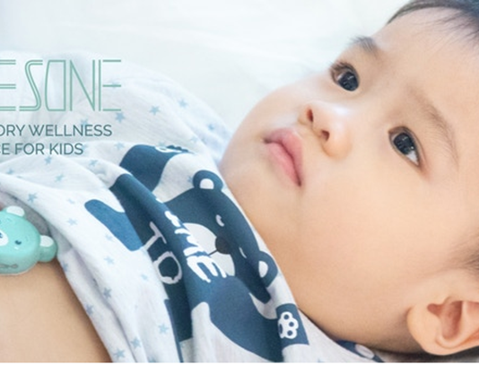 AireSone Junior: Wearable Baby Monitor Gives You Peace of Mind AireSone baby monitor