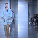 Paris Fashion Week 2018: Techie Paris Street Style Dominated the Show Paris Fashion Week Tech