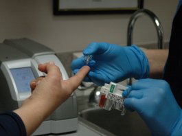 Non-Invasive Blood Glucose Test as Effective as Finger Prick Test: Study MIT non invasive glucose test