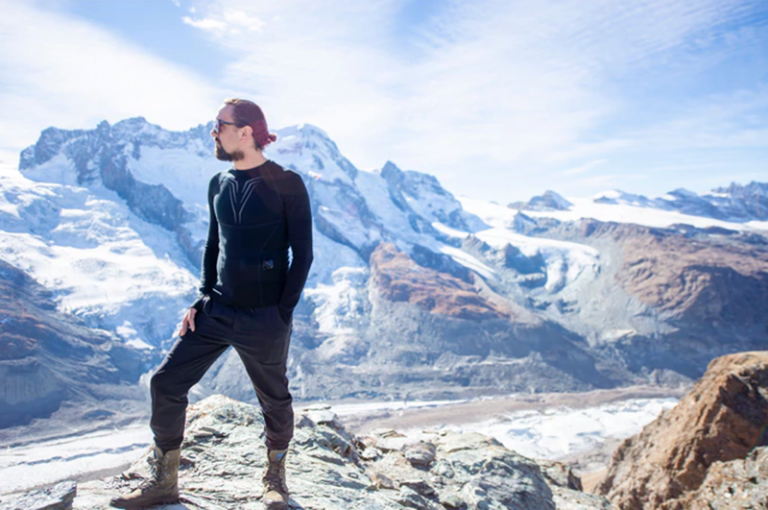 SKIINCore heated base layer