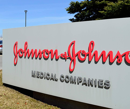 Johnson & Johnson Collaborates with Apple to Use its App with Apple Watch in AFib Study Apple watch AFib
