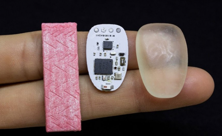 Bite down device answer phone