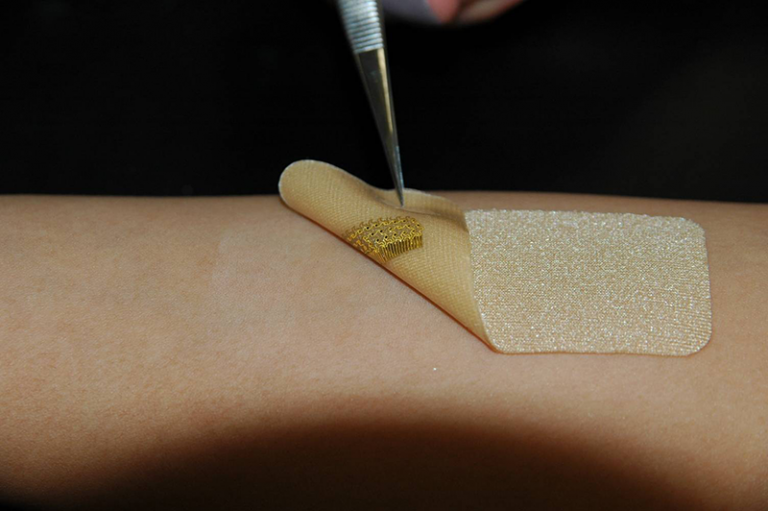 Wearable biosensor for healing