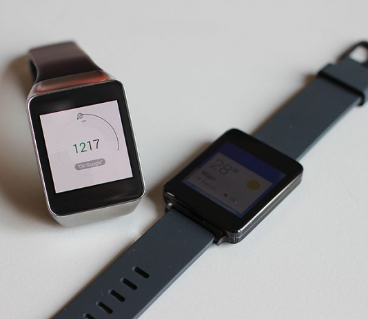 Apple’s New Patents Hint at Watch that Detects Smell to Monitor Glucose Apple Glucose monitoring sensor