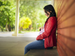 First Ever Wearable 5-Channel ECG Chip to Monitor Fetal Heart Rate and Mobility Imec Bloomlife Wearable 5-Channel ECG Chip