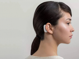 Elon Musk Unveils Neuralink Brain Implant, Connecting Human Brains to Computers Elon Musk brain implant