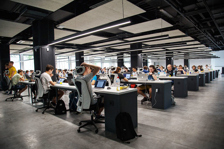 Organizations using wearables for employee’s wellbeing