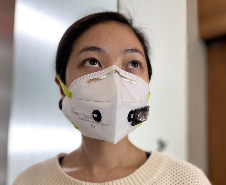 Wearable Face Mask Diagnoses COVID-19